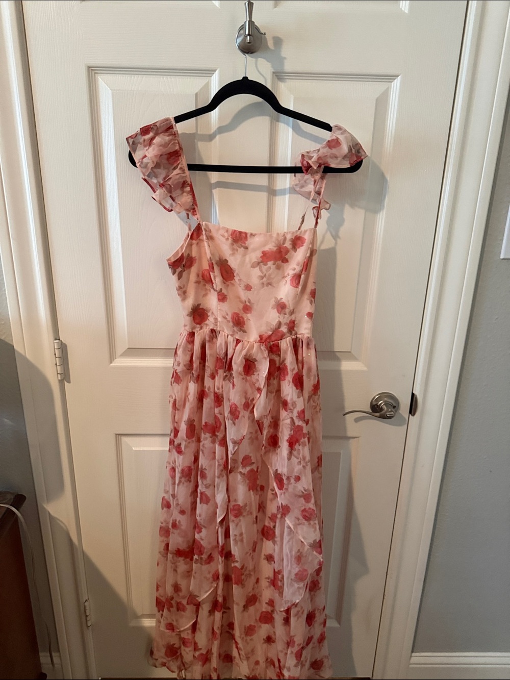 Storia Pink Floral Ruffle-Strap Maxi Dress
